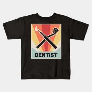 The Vintage Dentist – Dental Picks Icon Kids T-Shirt